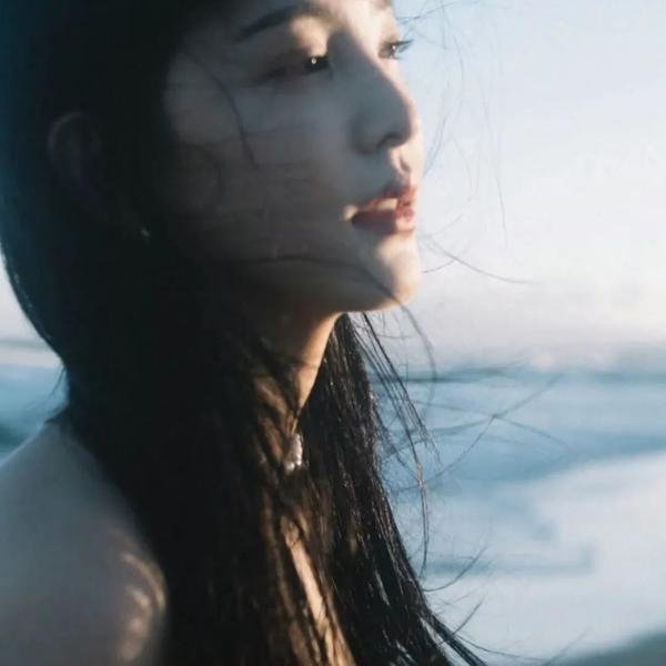 大青树下